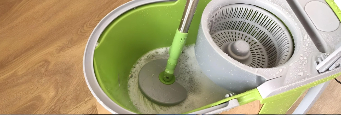 Types of Mops for Wet and Dry