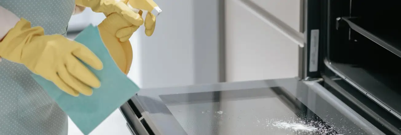 Bonus Tips for Maintaining a Spotless Kitchen